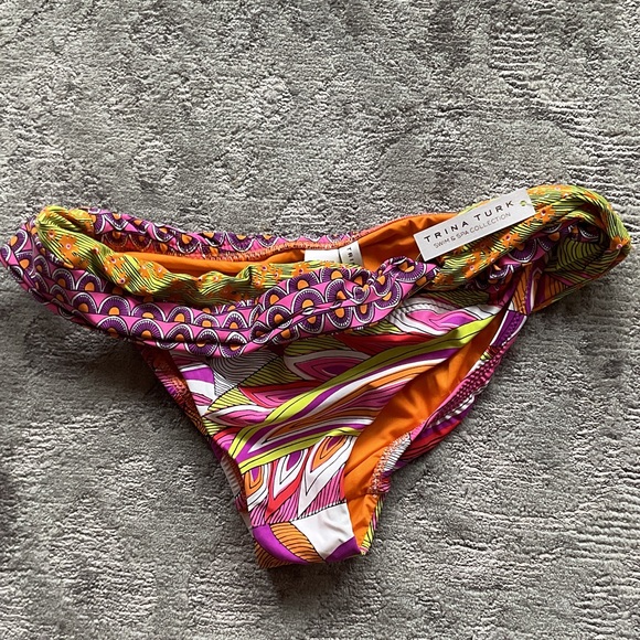 Trina Turk Other - Trina Turk Vibrant Patterned Bikini Bottom